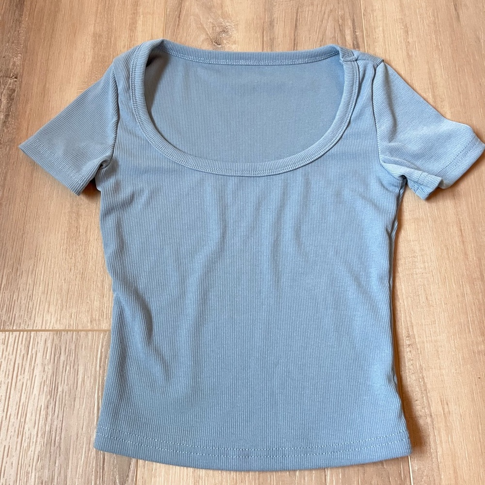 SHEIN Light Blue Short Sleeve Top